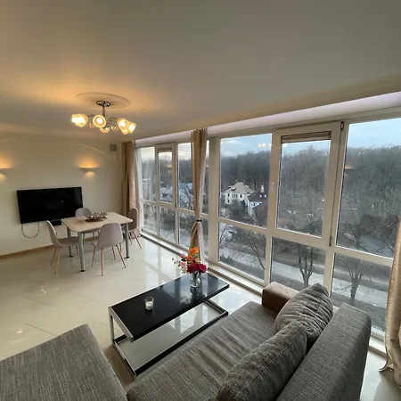 2 Bedroom Penthouse Park View 70m2 Free Parking * Riga